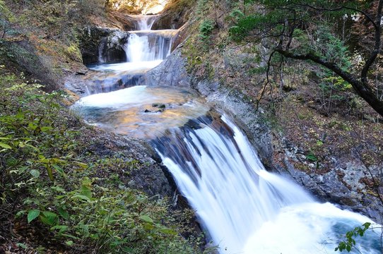 秋の西沢渓谷 七ツ釜五段の滝 © Green Cap 55