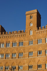 Palazzo in Piazza del Campo  a Siena