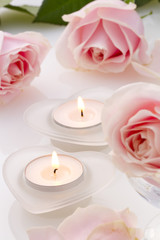 Fototapeta na wymiar Rose i zapach świec