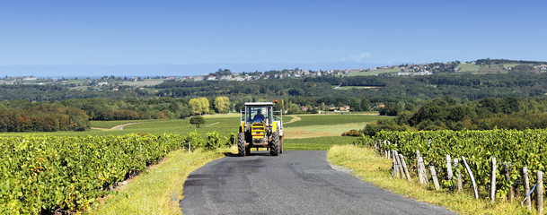 panoramic tractor © Frédéric Prochasson