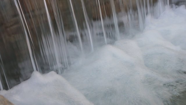 Foaming Fountain Water