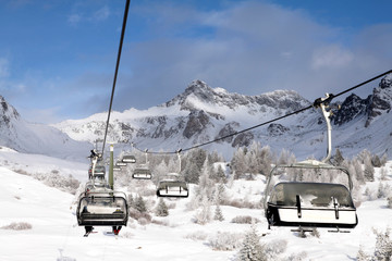 Ski lift in Italy - obrazy, fototapety, plakaty