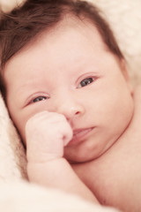 Baby mit offenen Augen