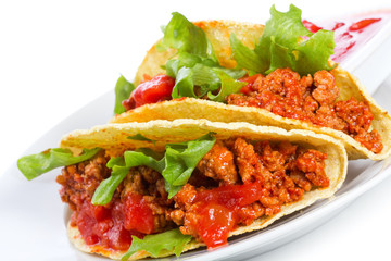 tacos with fresh tomatoes salsa
