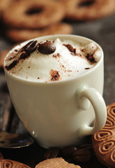 Kawa cappuccino i ciastka