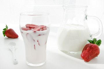 Fresh Strawberry yoghurt