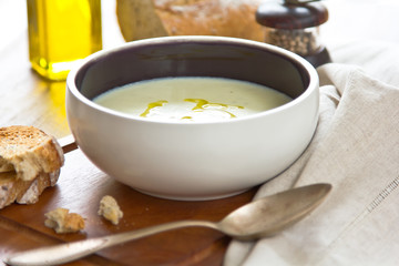 Cauliflower soup