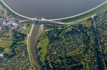 zapora zalew nyski