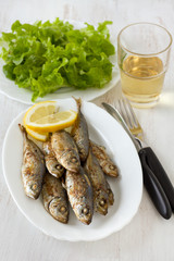 fried fish with lemon
