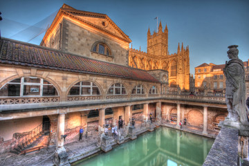 The remains and reconstruction of the roman baths at Bath HDR - obrazy, fototapety, plakaty