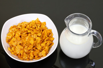 Healthy breakfast with corn flakes and milk