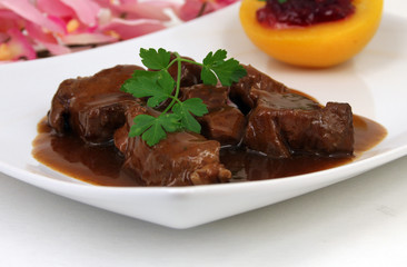 Hirschgulasch