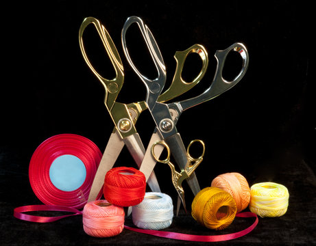 Pinking Shears Stock Photo - Download Image Now - Scissors