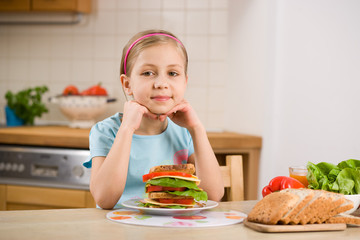 girl with sandwich © mbt_studio