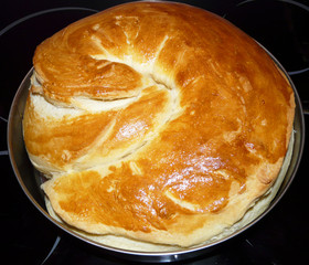 Round bread in pan