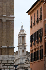 Fototapeta premium Clocher d'église à Rome
