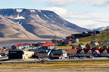 Longyearbyen - obrazy, fototapety, plakaty