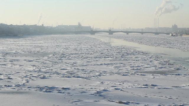 (pan) St Petersburg, Neva river in winter