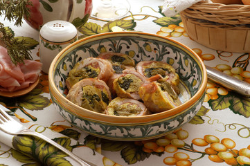 Stuffed rolls of meat