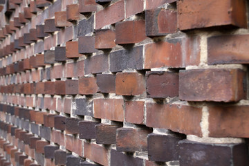 Kunstvoll gemauerte Hauswand