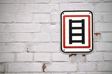 Hinweisschild Feuerleiter