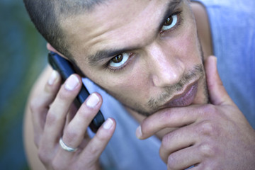 Sérieux, inquiet, téléphone, technologie, communication