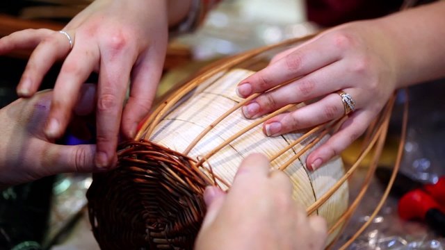 Process of basket braiding lesson