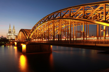 K&ouml;ln: Dom und Hohenzollernbr&uuml;cke