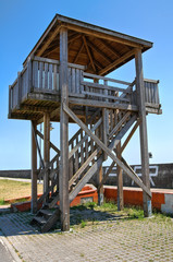 Fototapeta na wymiar Lifeguard wieża.