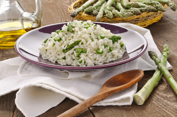 Risotto con asparagi