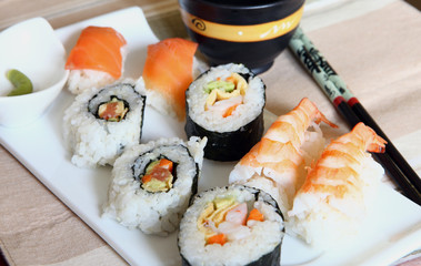 Sushi rolls