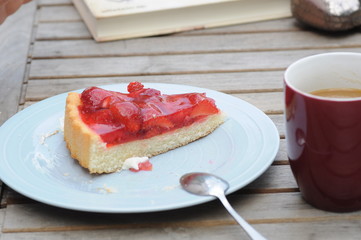 Frischer Erdbeerkuchen