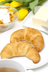 Continental breakfast and flowers