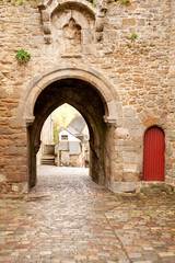 Old gates Porte du Jerzual in Dinan city wall, Brittany © Natalia Bratslavsky