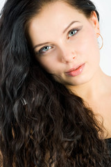 Naklejka premium portrait of a beautiful young girl