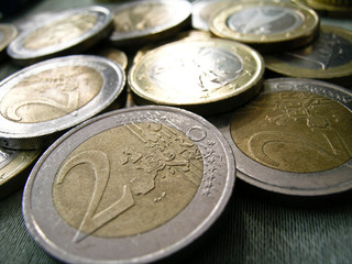 Soldi Denaro in Monete da due Euro
