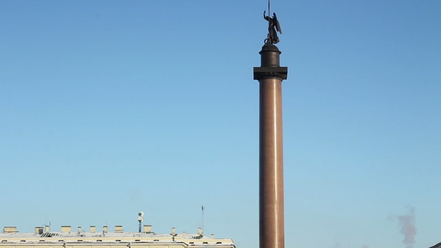 St Petersburg, The Alexander column at Palace Square in winter
