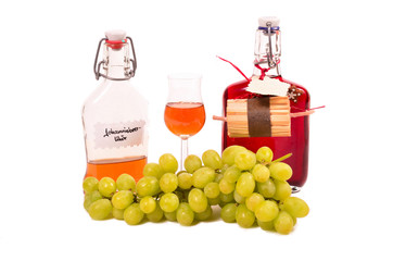 Likör Flaschen Brennerei