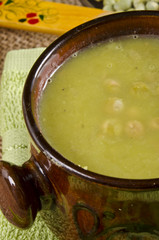 Erbsensuppe