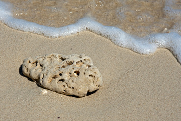 Stein am Strand