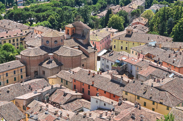 Fototapeta na wymiar Panoramiczny widok z Brisighella. Emilia-Romagna. Włochy.