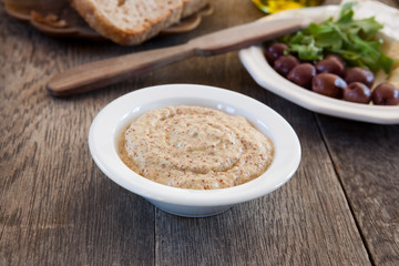 Stoneground mustard
