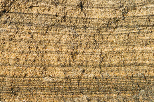 Structure of layers in sand
