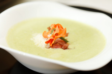 cream soup with bacon