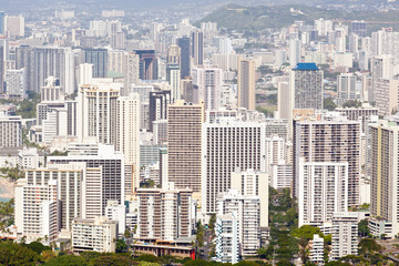 Fototapeta premium Downtown Waikiki seen from Diamond Head