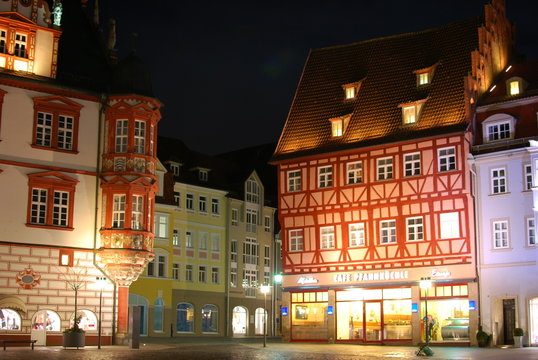 Marktplatz bei Nacht