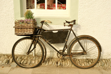 Old Fashioned Delivery Bicycle - 38728948