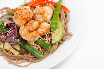 chicken with noodles and vegetables