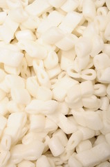 Pieces of expanded polystyrene for packagind and sending