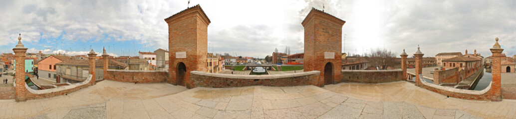 Fototapeta premium Comacchio, ponte trepponti